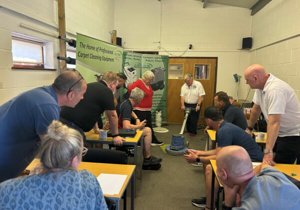 Commercial Carpet Cleaning Training Course Commercial Carpet Cleaning Training Course